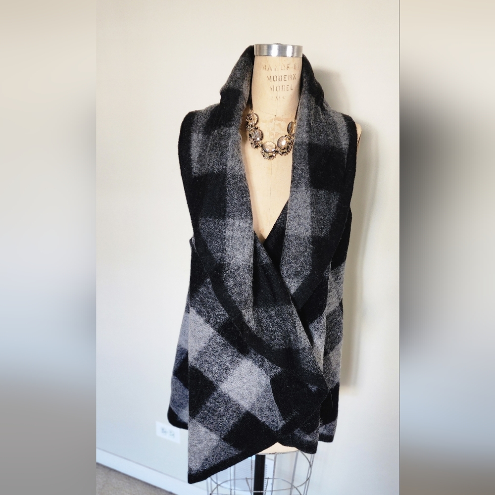 Asymmetrical sweater vest